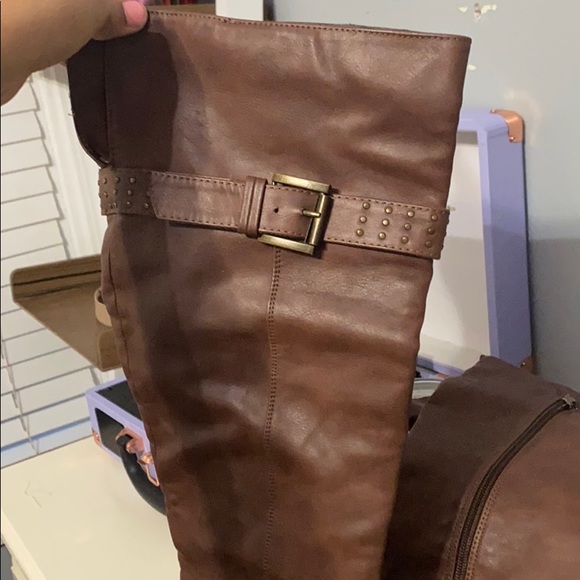 Cute fall boots - Picture 2 of 3